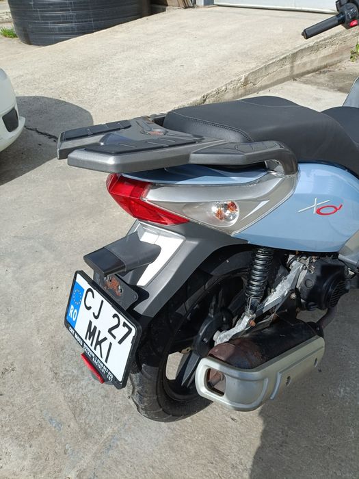 Vânzător scuter Garelli