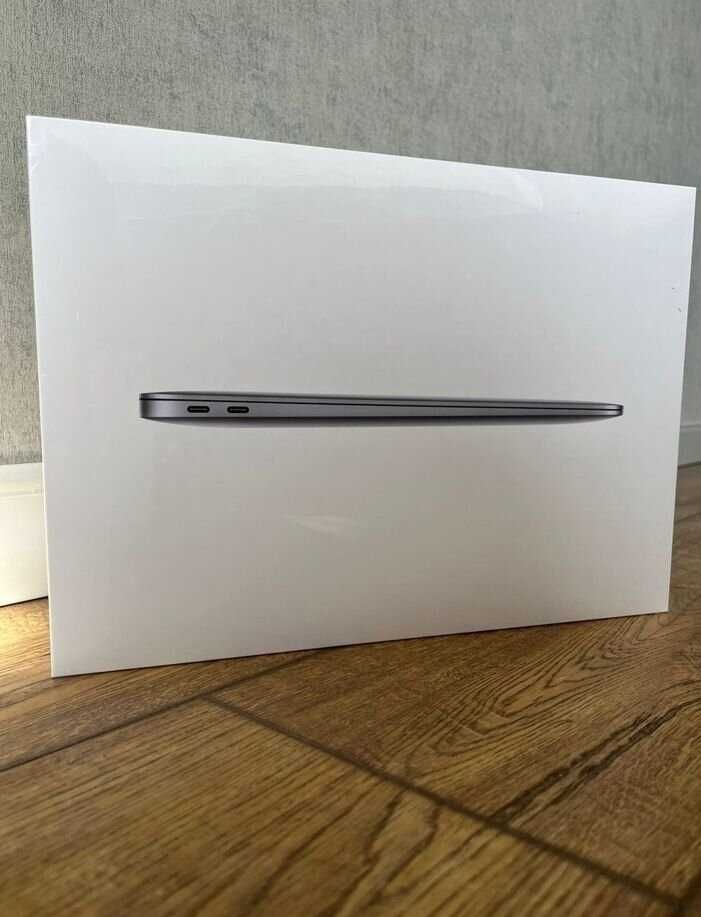 Apple MacBook Air 13 M1  8ГБ SSD 256GB