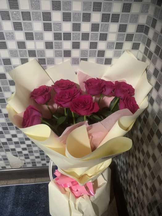 Melanie flowers ……………………..