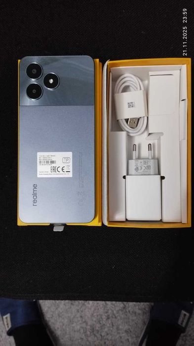 Продам смартфон Realme Note 50