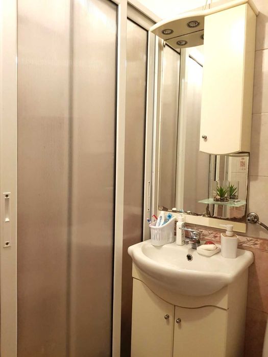 Продава се Тристаен апартамент в Русе, Център - 65 кв.м за 1700 €/кв.м - Снимка #12