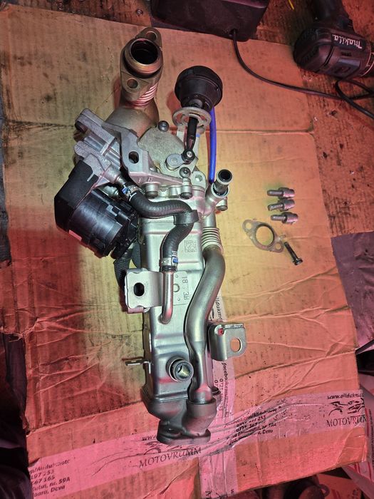 Răcitor gaze + supapă EGR BMW F10 / F11 2.0d Euro 6