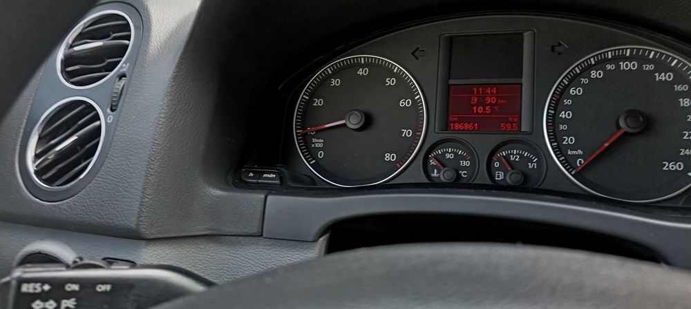 VW Golf Plus 1.6-16V-6 Speed-A/C-186х.км. EVRO4