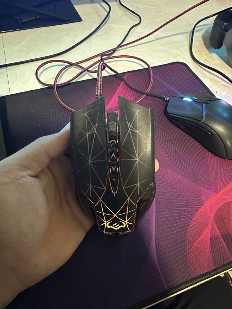 Игравой мышка Gamer