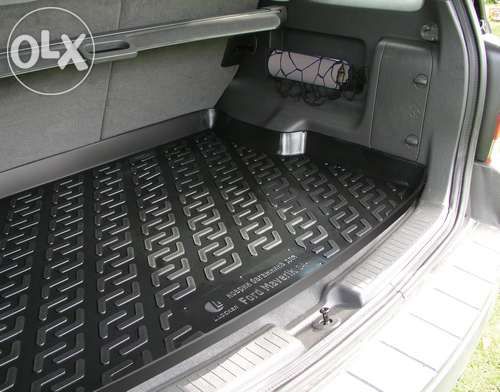 КОВРЫ в багажник резиновые с бортиком ПО МАРКАМ АВТОМОБИЛЕЙ !!!