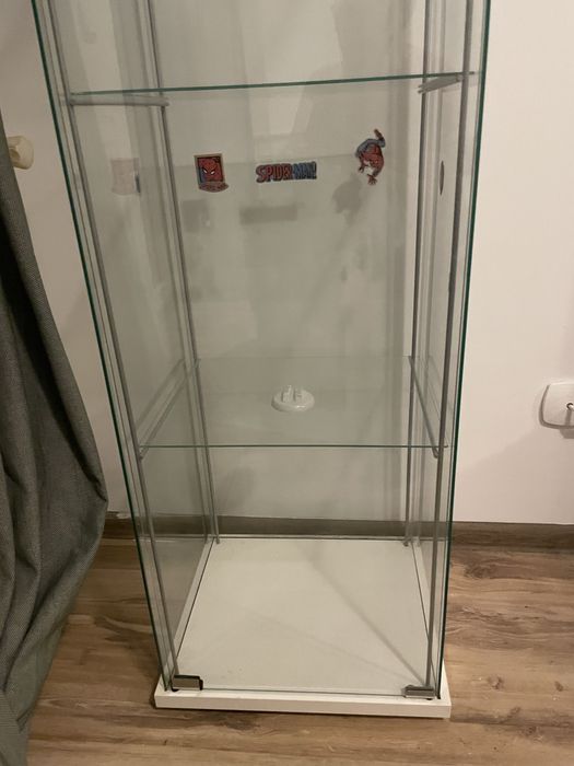 Vitrina Detolf pentru action figures/colectii