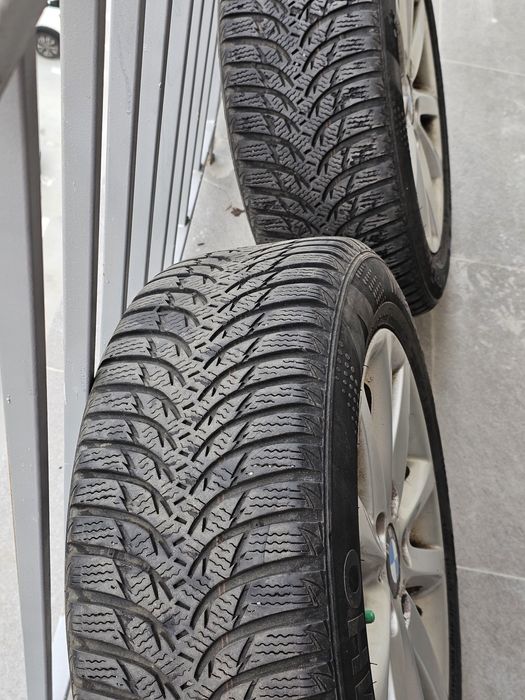 Roti BMW r16 de iarna Kumho wp51