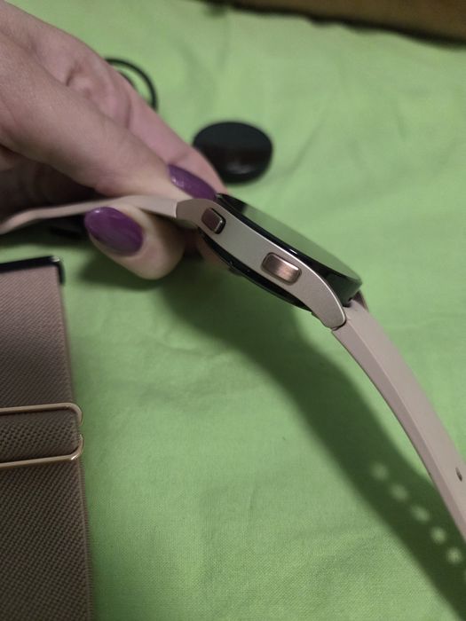 Часовник samsung galaxy watch 4