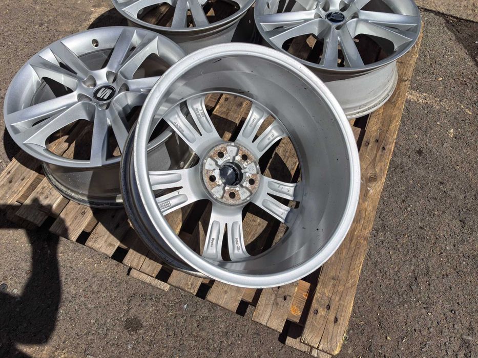 17 цола 5 х 100 мм Сеат / Шкода / Фолксваген - 7 Инча / ЕТ 43