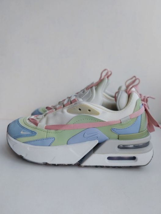 Нови Nike AIR MAX FURYOSA White//Purple Дамски Маратонки Номер 38,5