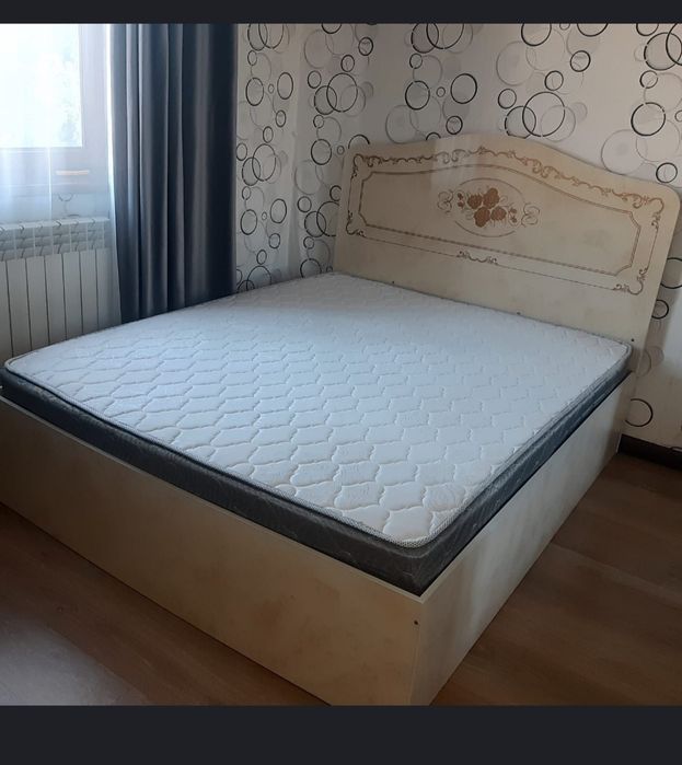 Спальный гарнитур сатылады