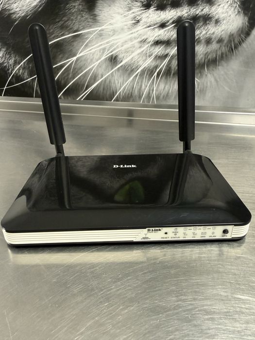 Router D-Link cu sim DWR-921