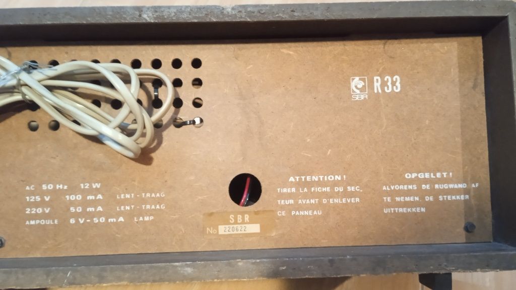 Radio AM/FM/SW/LW vintage de colectie functionabil SBR-R33 Belgia 1968