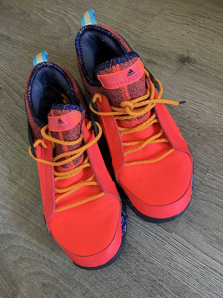 Продавам дамски маратонки Adidas Stella Mccartney 40 номер
