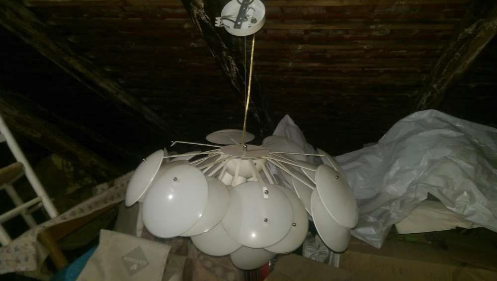 Lustră modernă cu mai multe dulii