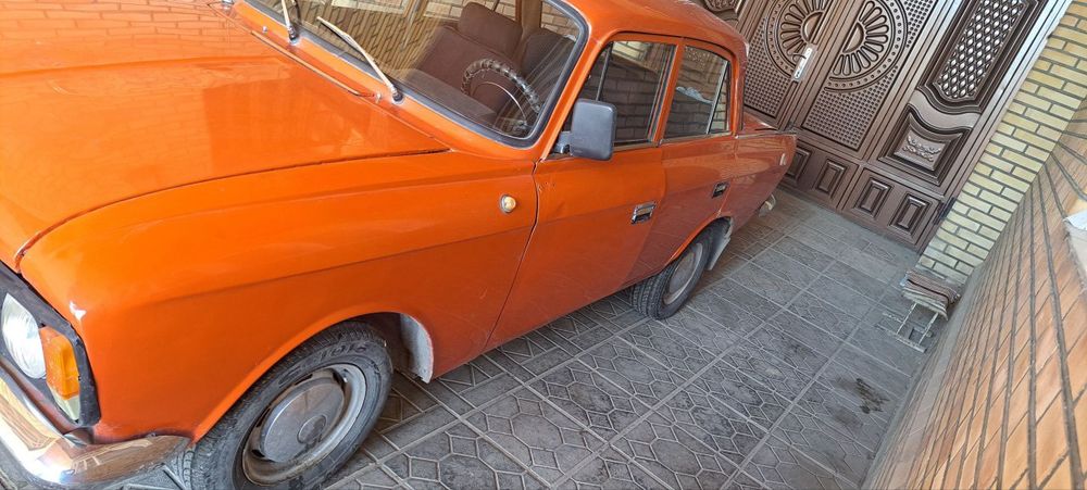 Москвич 412 сотилади