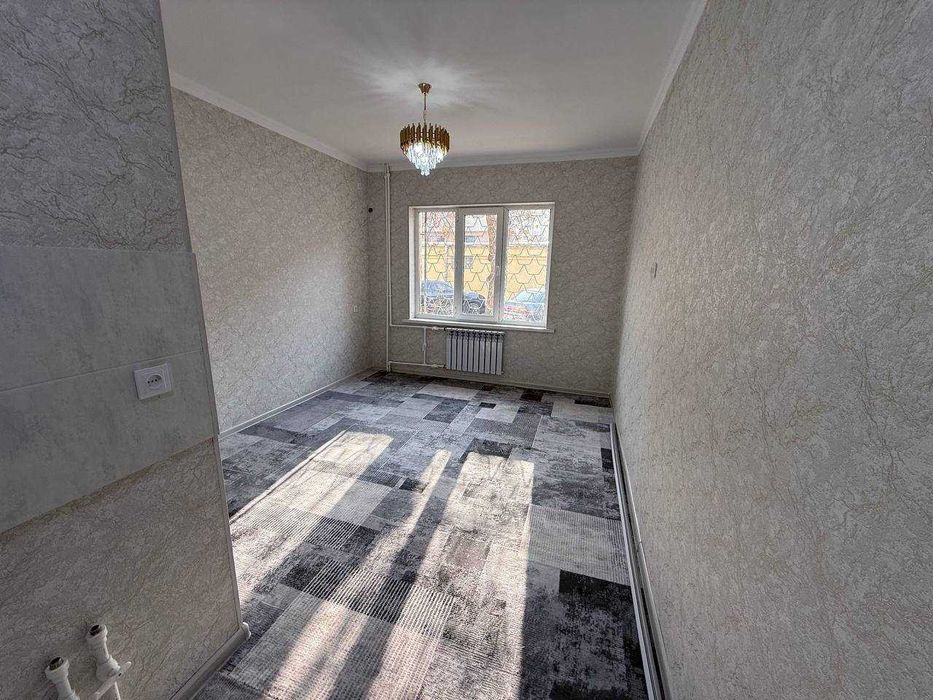 СРОЧНО !! Продается квартира в Яшнабаде 1/1/4 (17,5 кв/м) Авиасозлар 1