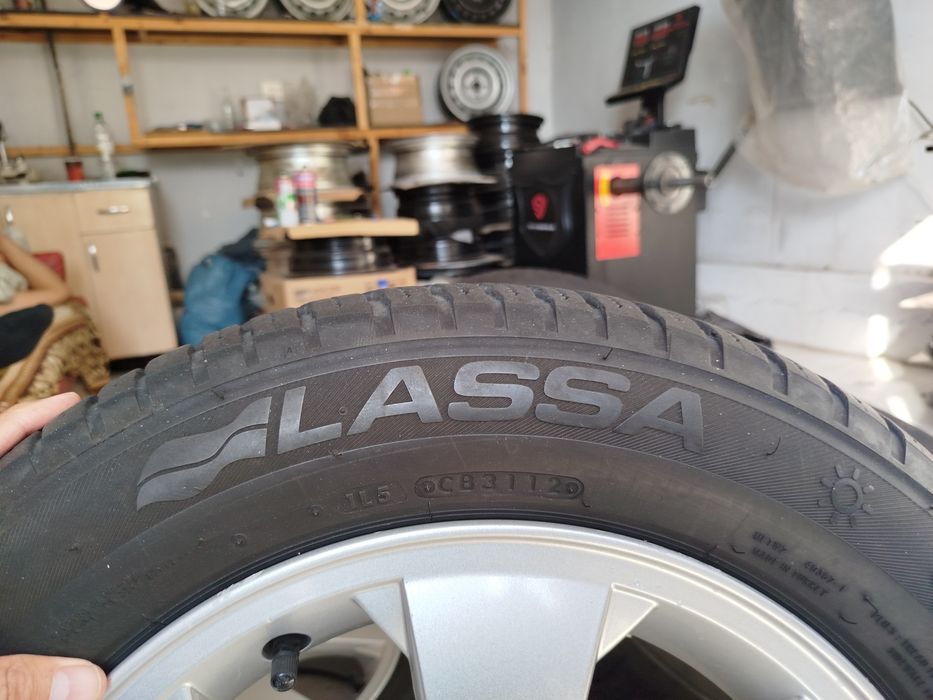 Gentra Elegant pozitsiya diska balonilari sotiladi.