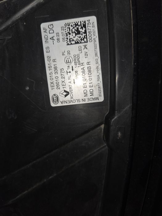 Far dreapta Renault Austral Espirit Alpine 2023 Matrix LED avariat