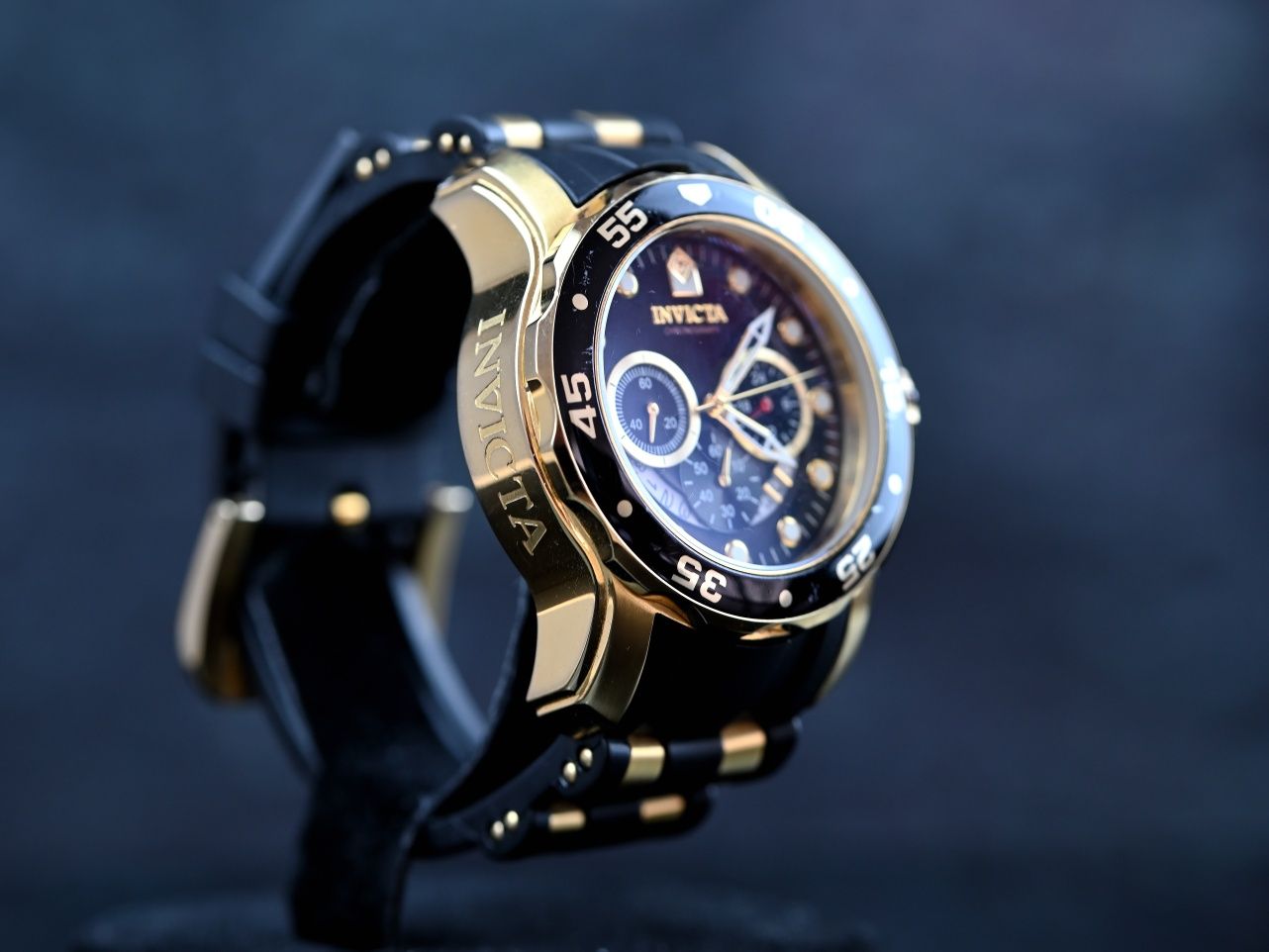 Часовник INVICTA  Pro Diver