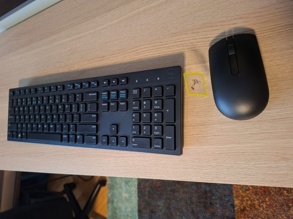 Tastatura și mouse wireless Dell noi