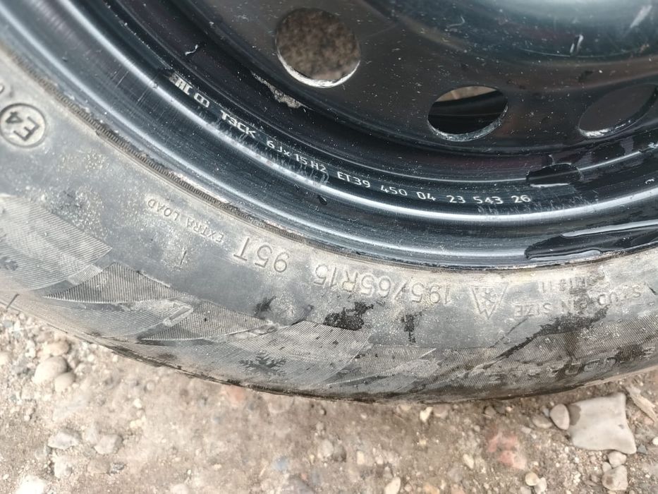 Продам шины 195/65/15