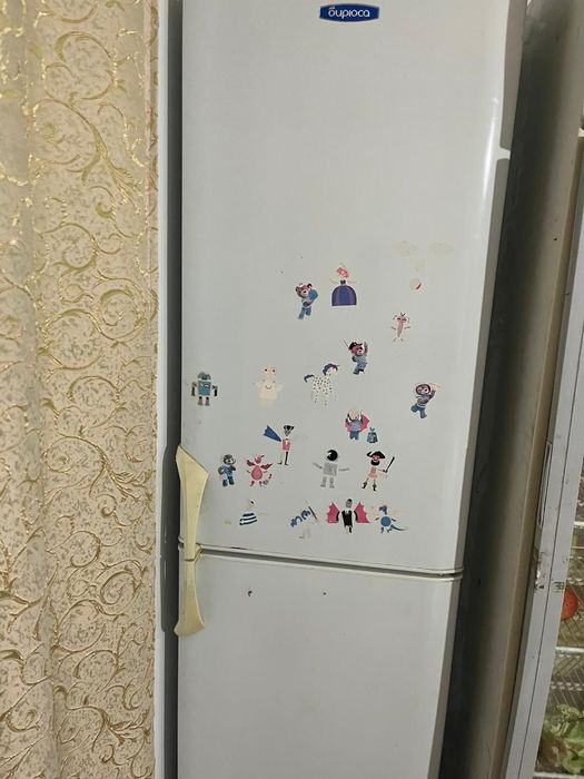 Продам холодильник на запчасти