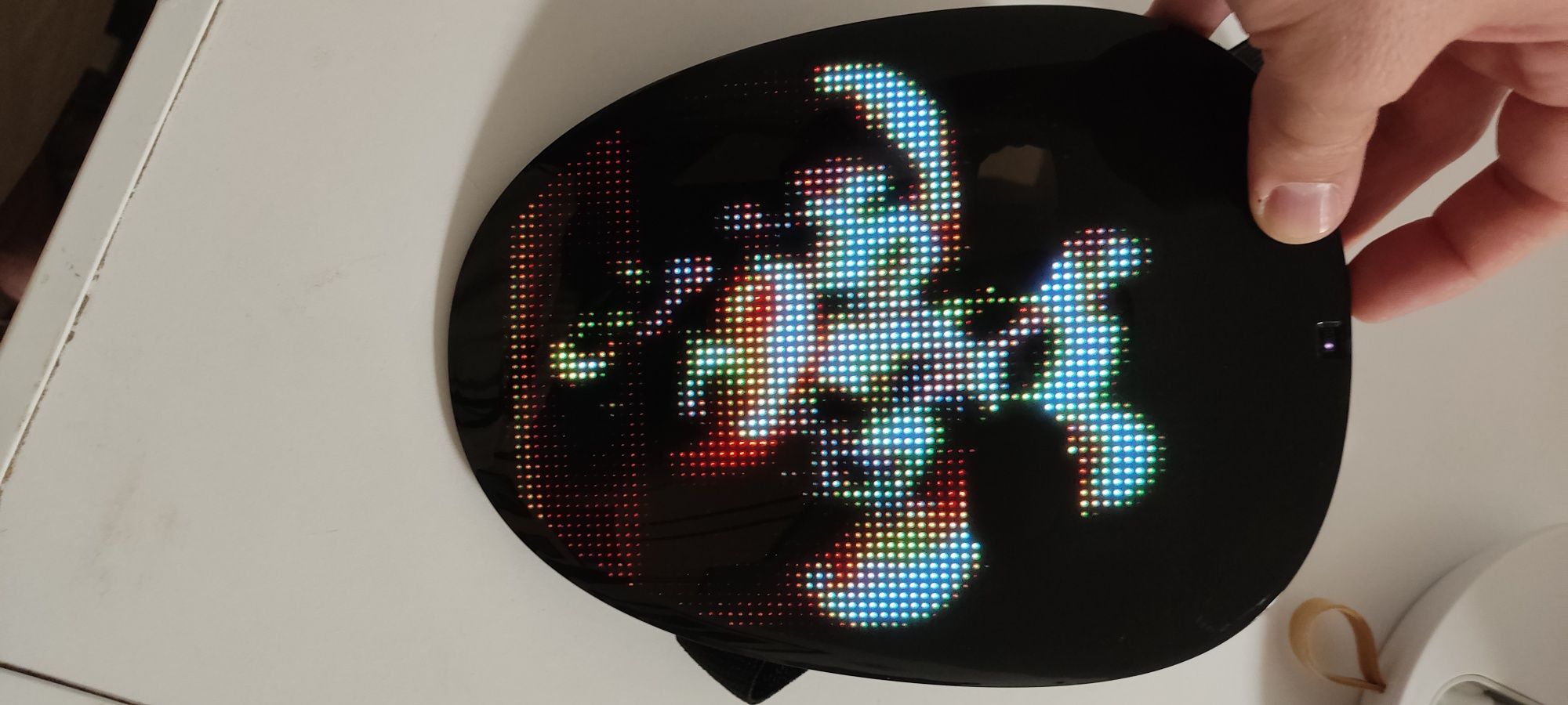 Halloween rgb art led маска с вградени анимации.
