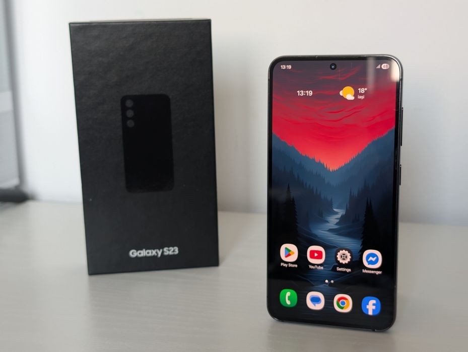 Samsung Galaxy S23 la cutie