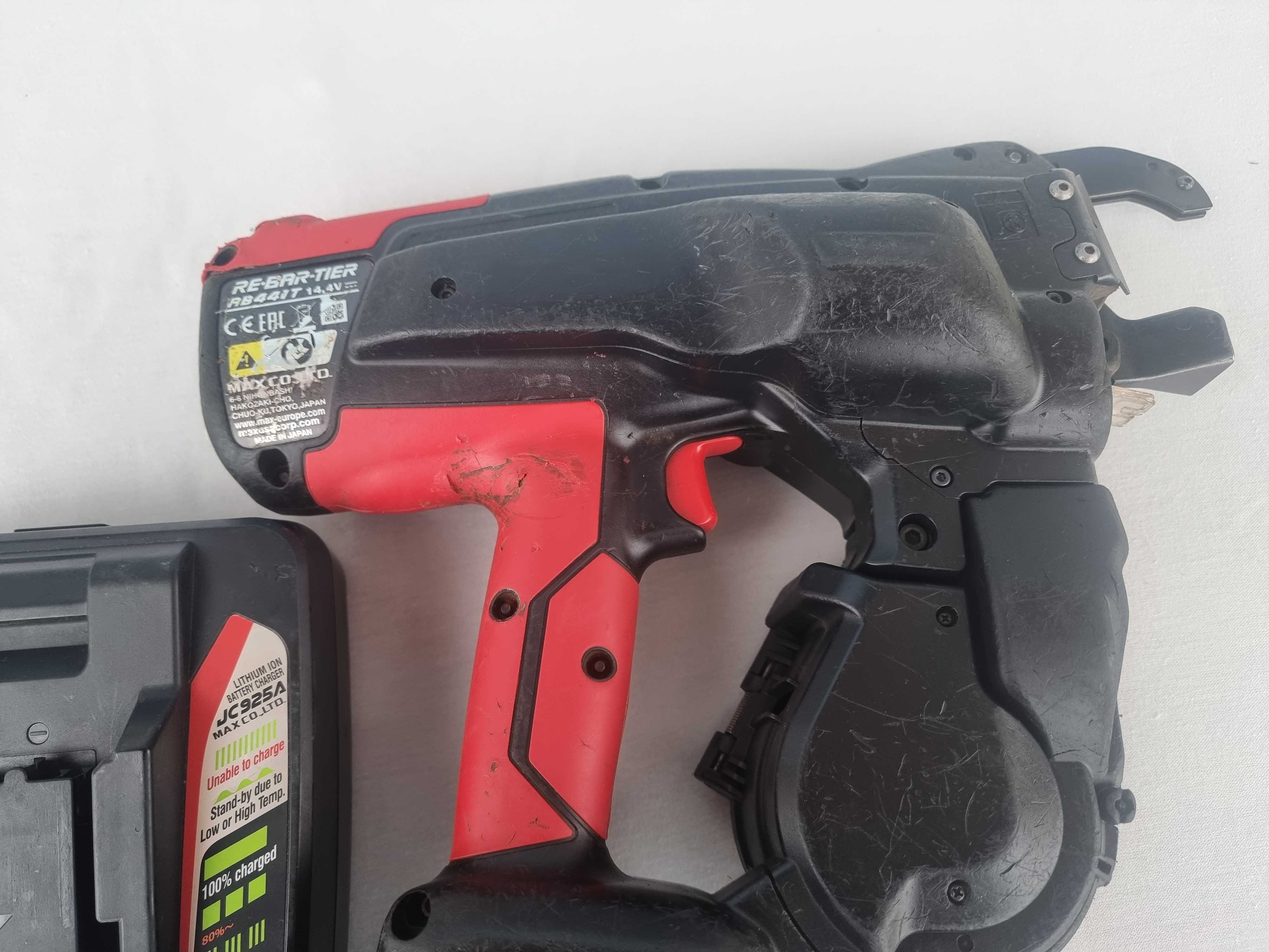 MAX RB 441T - Инструмент за връзване на арматура