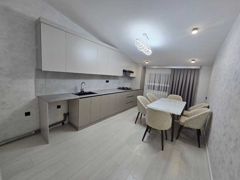 Мансарда люкс 95м2 4х комнатная новостройка 6-этаж ул. Шота Руставели!