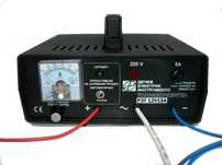 Зарядно устройство РЗУ12V15A