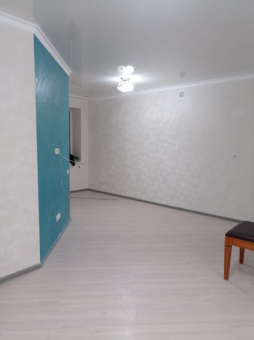 Поклею обои. Галтели. Эмульсия.