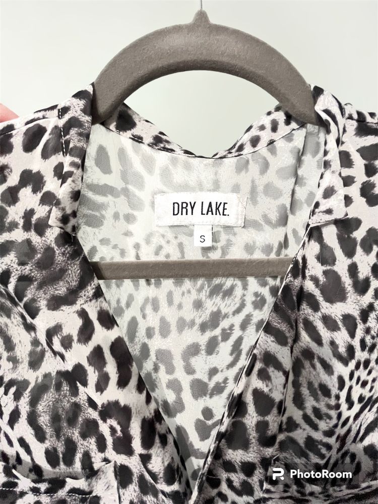 DRY LAKE Дамска риза с дълъг ръкав леопардов принт размер S