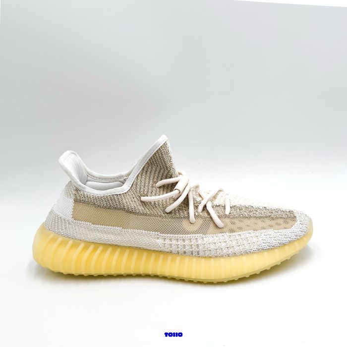 Yeezy 350 v2 Natural | 44 2/3 |