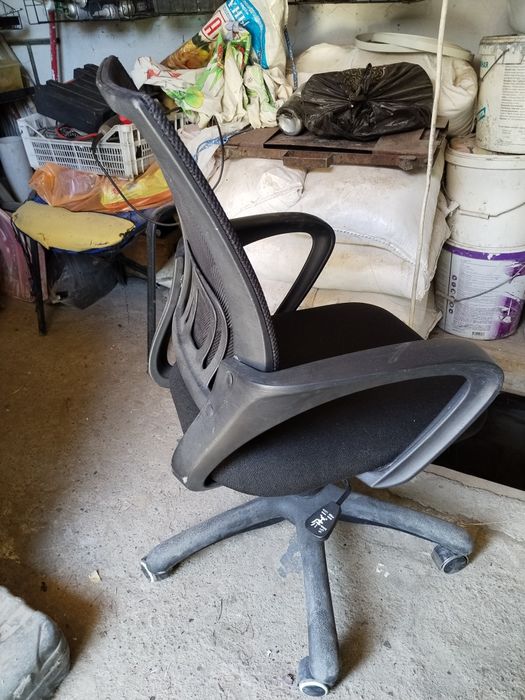 Продам кресло недорого