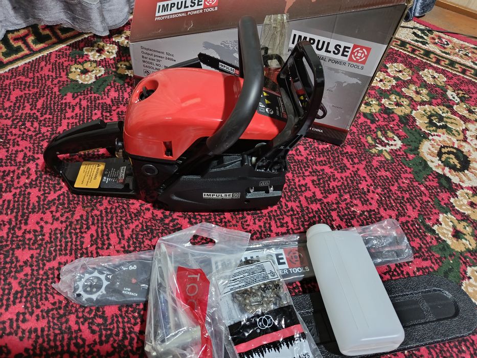 Бензопила сотилади