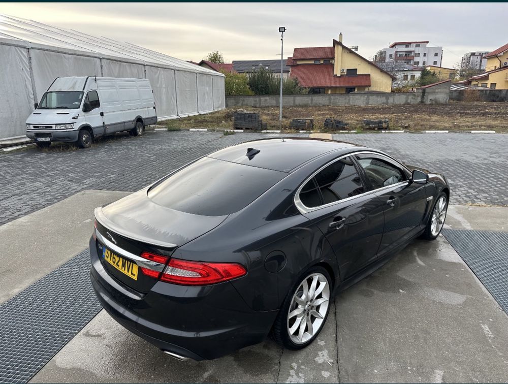 Dezmembrez Jaguar XF S Facelift 2.2 diesel 2013 /  200cp