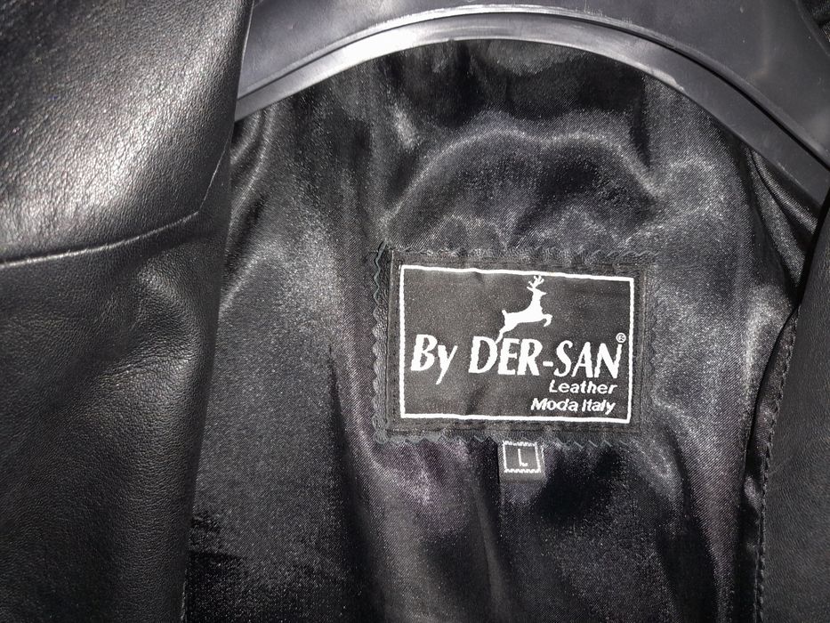 Geaca lunga damă piele naturala, Mas L,purtata o sungura data..