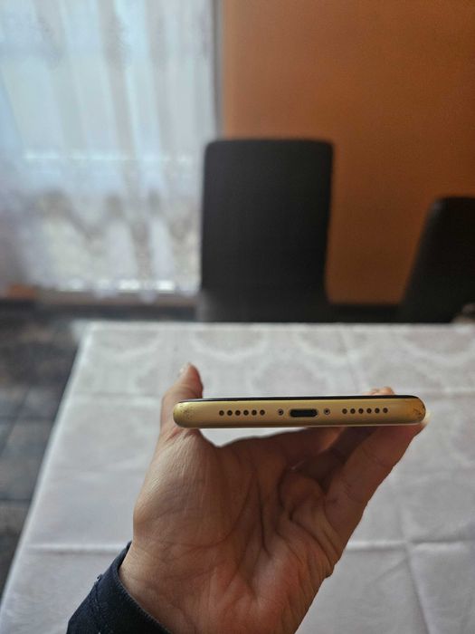 iPhone 11, 64GB. Работи отлично