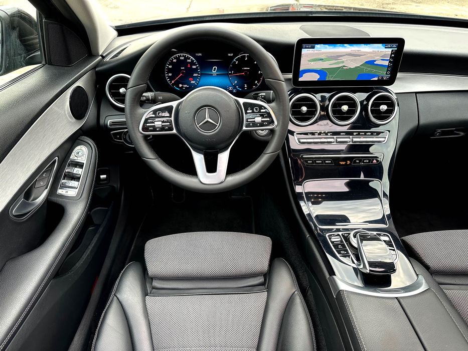Mercedes C Class an 2020-panoramic-automata-LED-IMPECABILA!