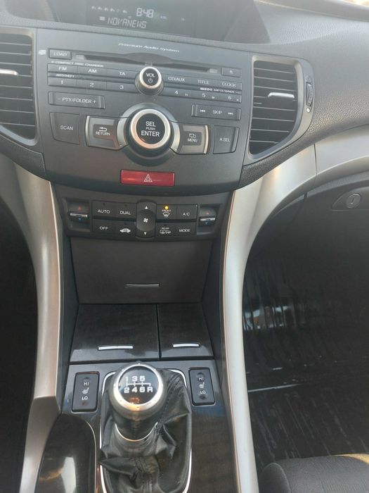 Honda Accord 2.2 Executive - Distronic