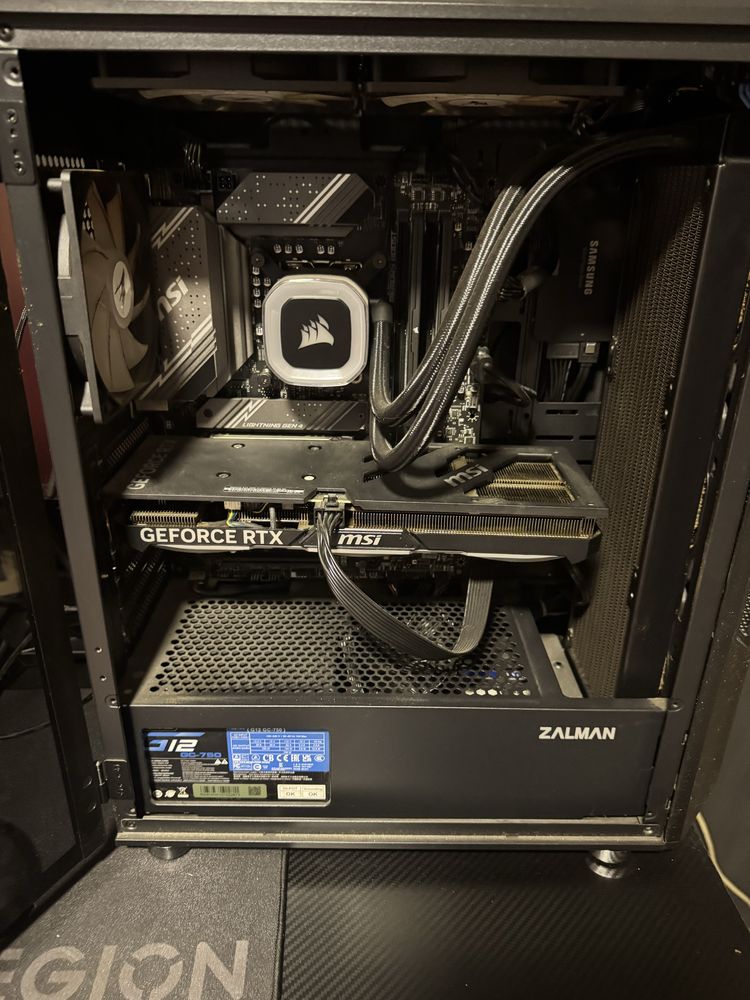 Pc gaming High End + Monitor 240hz pachet