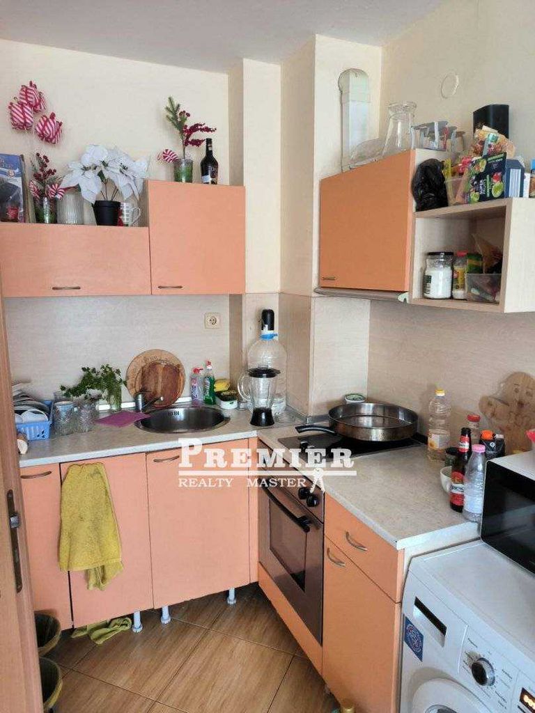 Продава се Двустаен апартамент в к.к. Слънчев бряг - 122 кв.м за 730 €/кв.м - Снимка #9