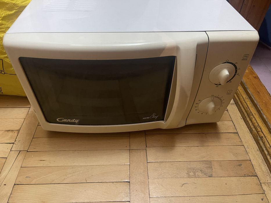 cuptor cu microunde candy 800w fm cfm 1780