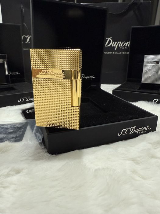 Bricheta Dupont Ligne 2 gold de inalta calitate,poze reale-full box