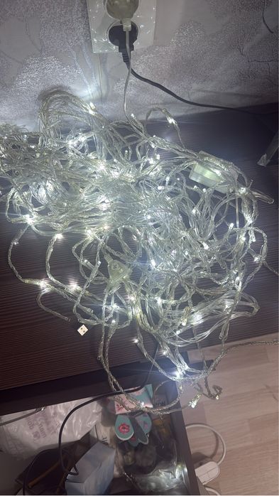 Продам гирлянду водопад на окно