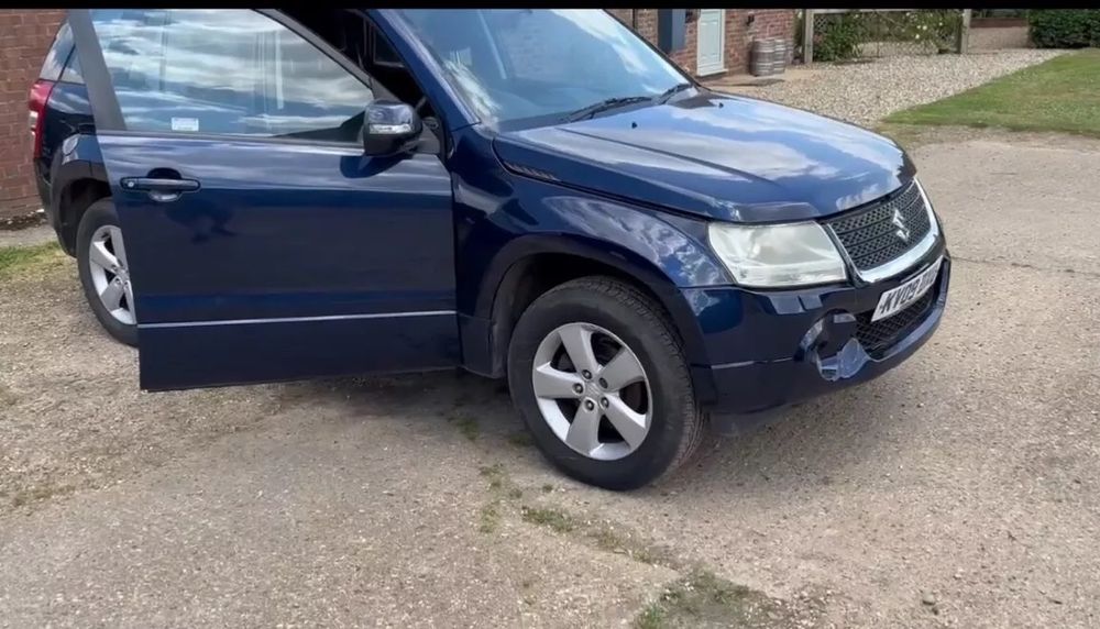 Suzuki grand vitara 2.4i 2009 на части