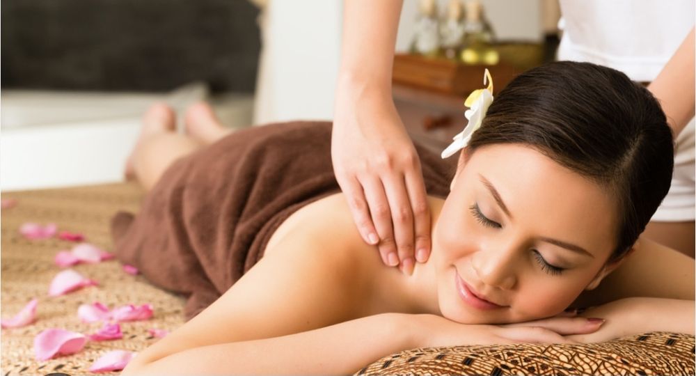 Masaj de relaxare și terapeutic