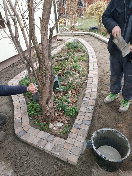 Montaj pevele /borduri /amenajeri curti saptii verzi